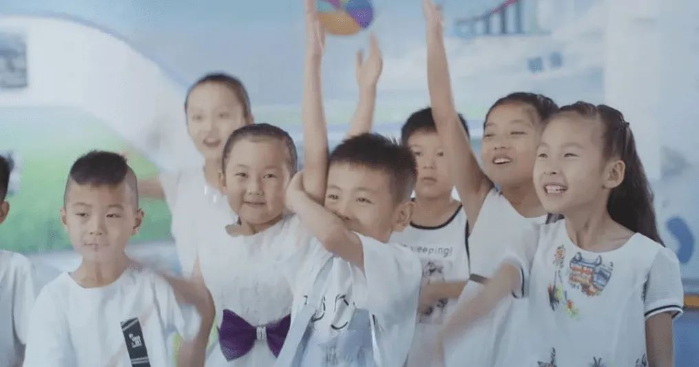 花花牛丨每天一杯奶，幸福健康喝出來(lái)?。?！