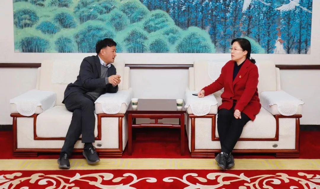 發(fā)揮產業(yè)優(yōu)勢 助力鄉(xiāng)村振興 | 民權縣委副書記、縣長王靜嫻會見關曉彥董事長一行