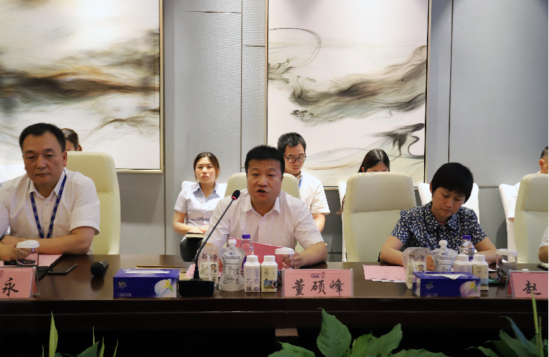 河南首家！花花牛乳業(yè)集團(tuán)通過(guò)優(yōu)質(zhì)乳工程驗(yàn)收